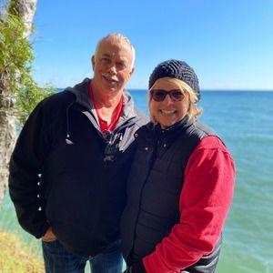 Meet your Posher, Sharon